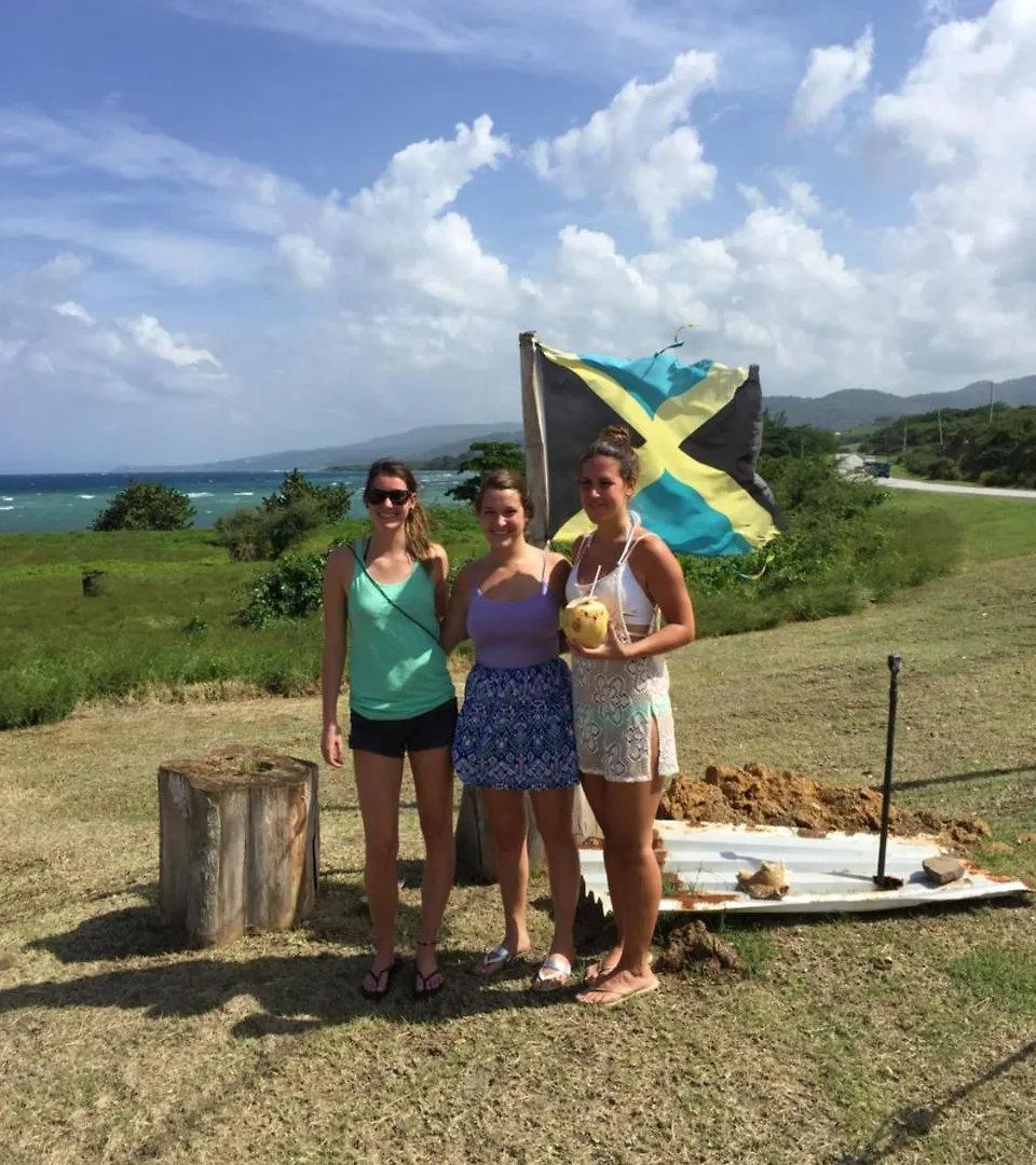 Five Gables Hostel Montego Bay