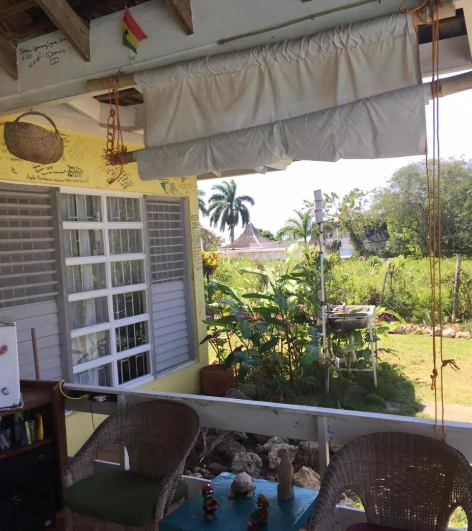 Five Gables Hostel Montego Bay